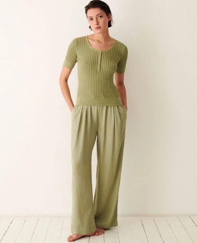 A look from the Princesse tam.tamline for Uniqlo