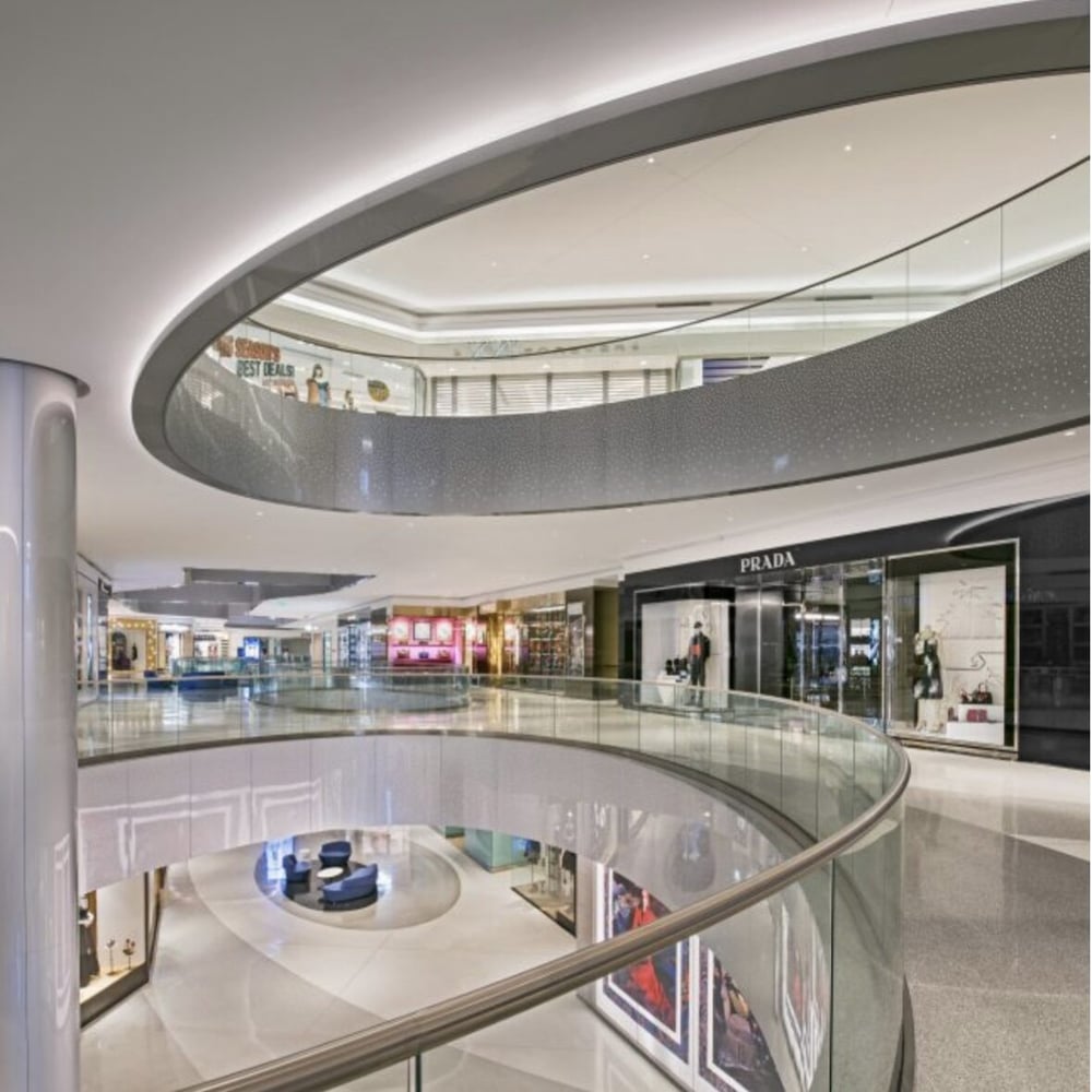 Beverly Center has just opened a bowling to diversify its offer