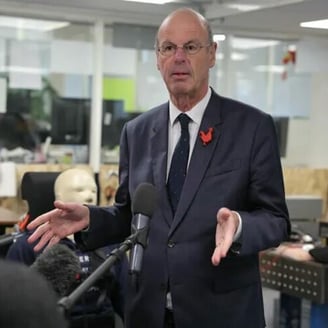 France and Italy meet to defend "made in Europe"