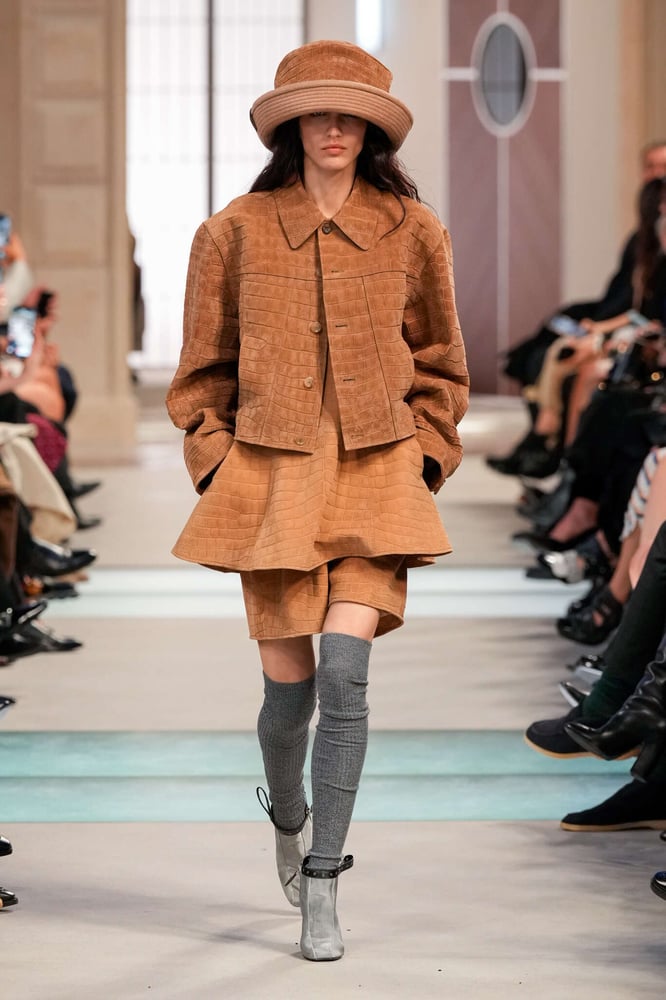 Louis Vuitton - Fall-Winter2025 - 2026 - Womenswear - France - Paris