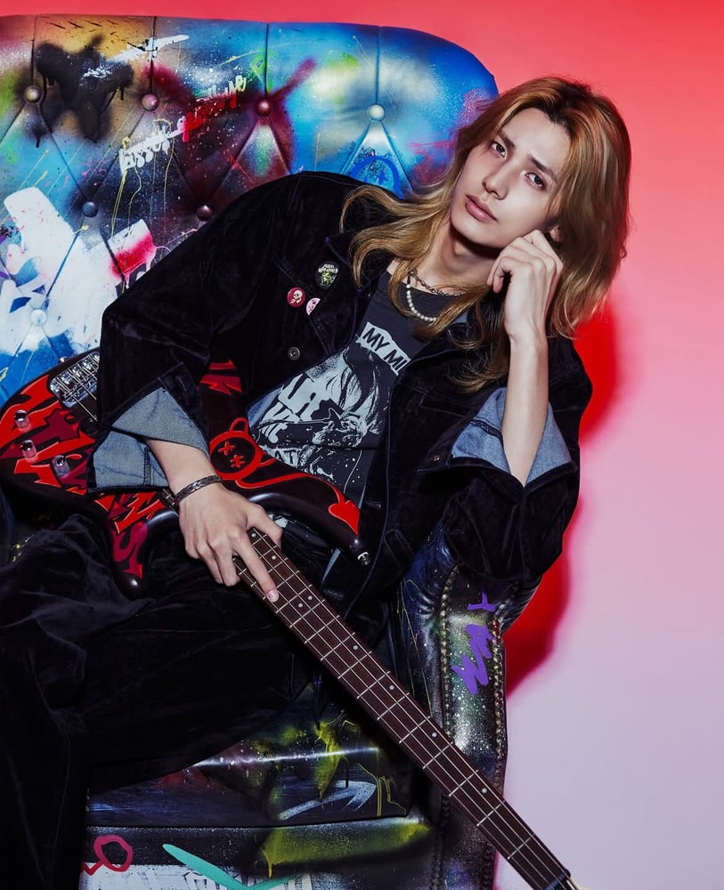 Musinsa to enter China through strategic joint venture with Anta Sports.