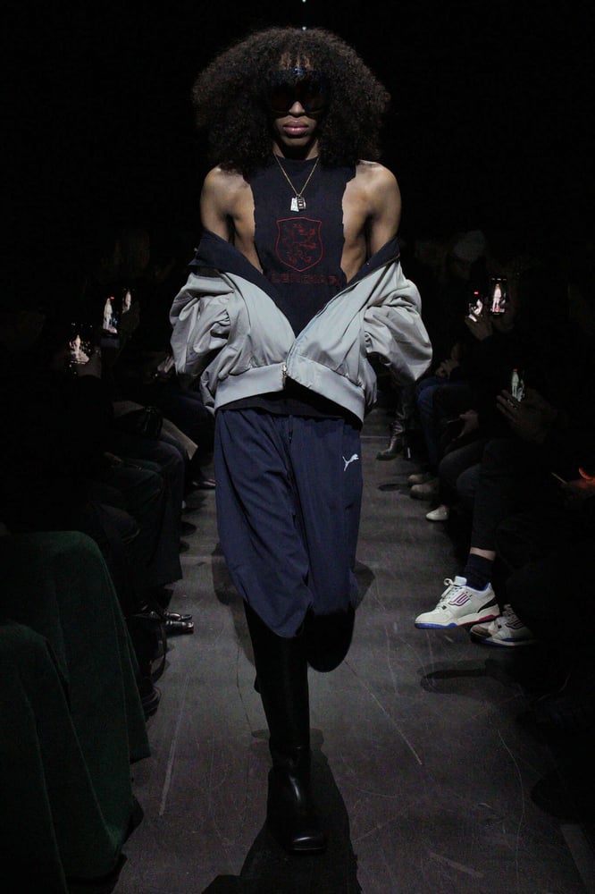 Balenciaga - Fall-Winter2025 - 2026 - Womenswear - France - Paris