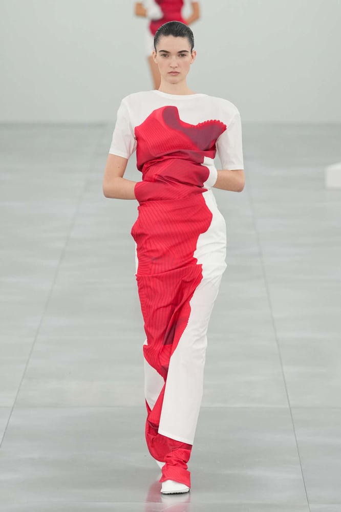 Issey Miyake - Fall-Winter2025 - 2026 - Womenswear - France - Paris