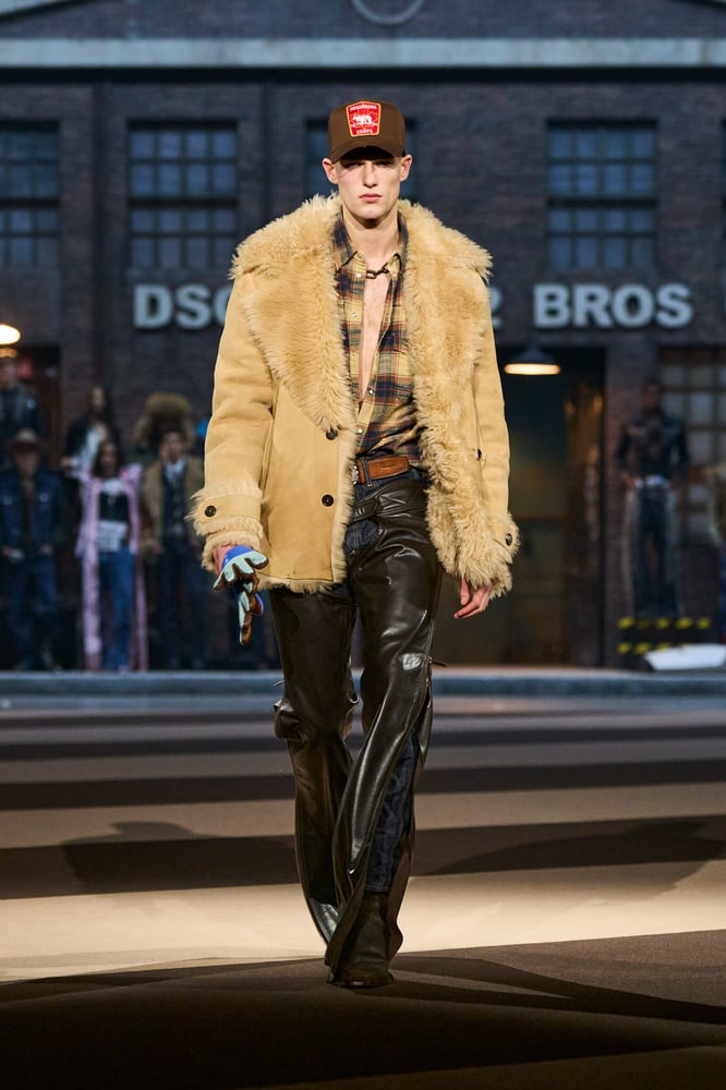 Dsquared2 - Fall-Winter2025 - 2026 - Womenswear - Italie - Milan