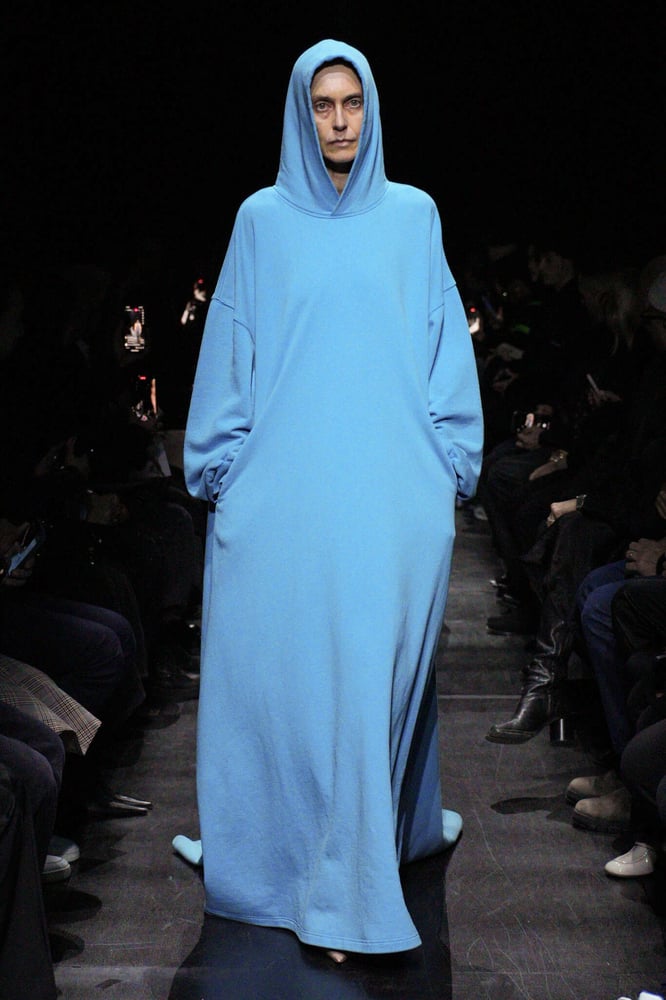 Balenciaga - Fall-Winter2025 - 2026 - Womenswear - France - Paris